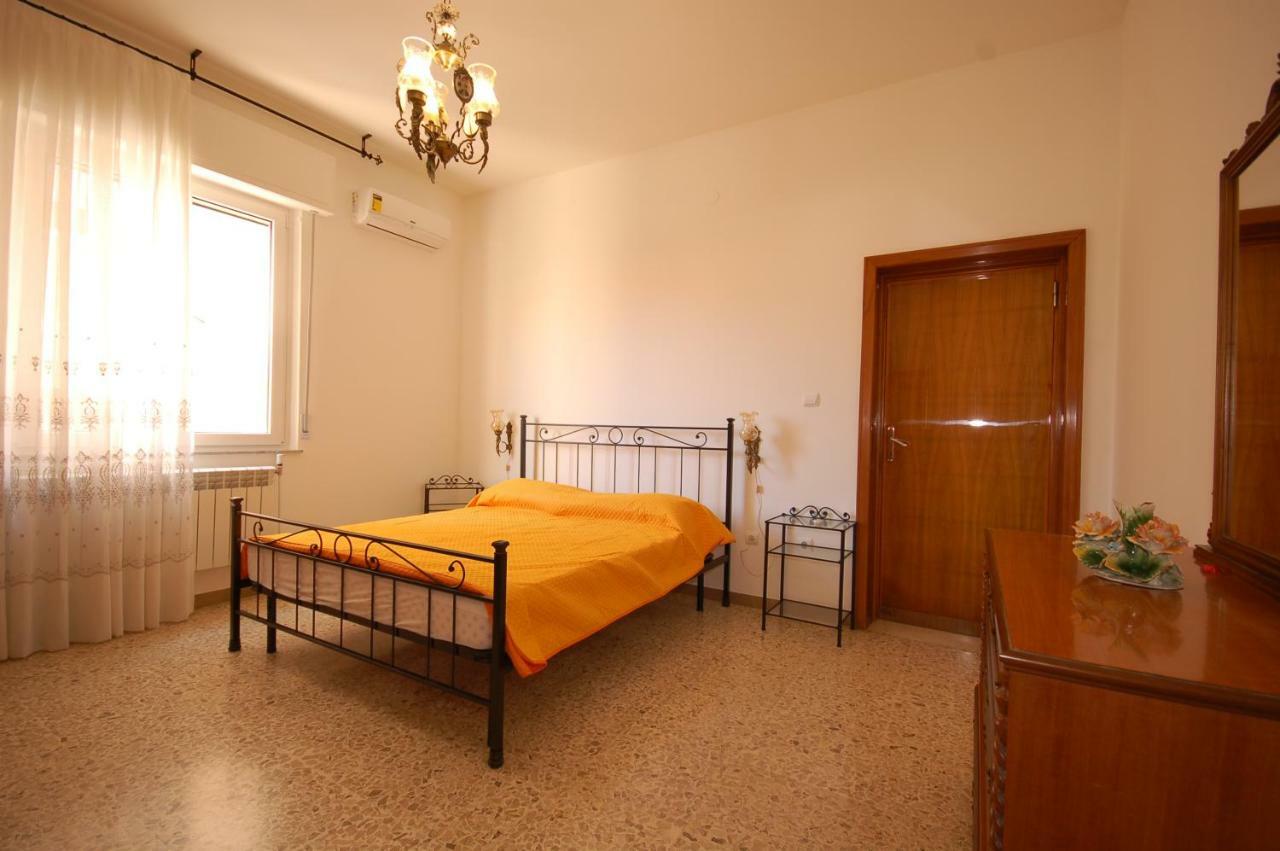 Appartamento Al Mare A Силви Марина Екстериор снимка